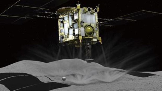 Tàu vũ trụ Hayabusa 2 của Nhật Bản đã phân tích một mẫu lấy từ tiểu hành tinh Ryugu - được đặt theo tên Cung Điện Rồng trong thần thoại Nhật Bản và phát hiện điều bấy ngờ. Cụ thể, nhóm nghiên cứu phát hiện mẫu vật trên có chứa nhiều "chất hữu cơ tiền sinh học".