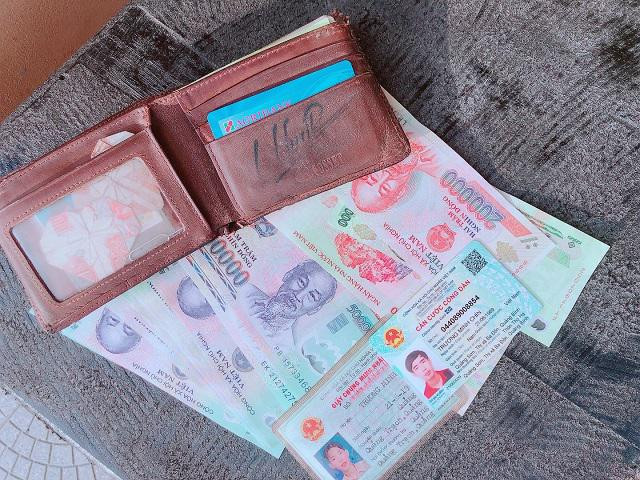 Hoc sinh lop 5 tra lai gan 9 trieu dong cho nguoi danh roi-Hinh-2