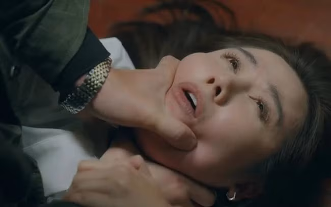 Tinh tiet phim “Chung ta cua 8 nam sau” gay tranh luan