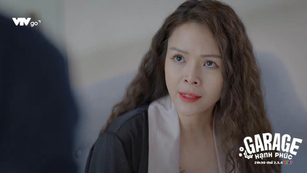 Còn diễn viên Diễm Hương - vợ Hồng Quang, cô cũng gây ấn tượng trên phim phát sóng giờ vàng với nhiều phim, trong đó nổi bật nhất là: Tình yêu và tham vọng, Garage hạnh phúc.