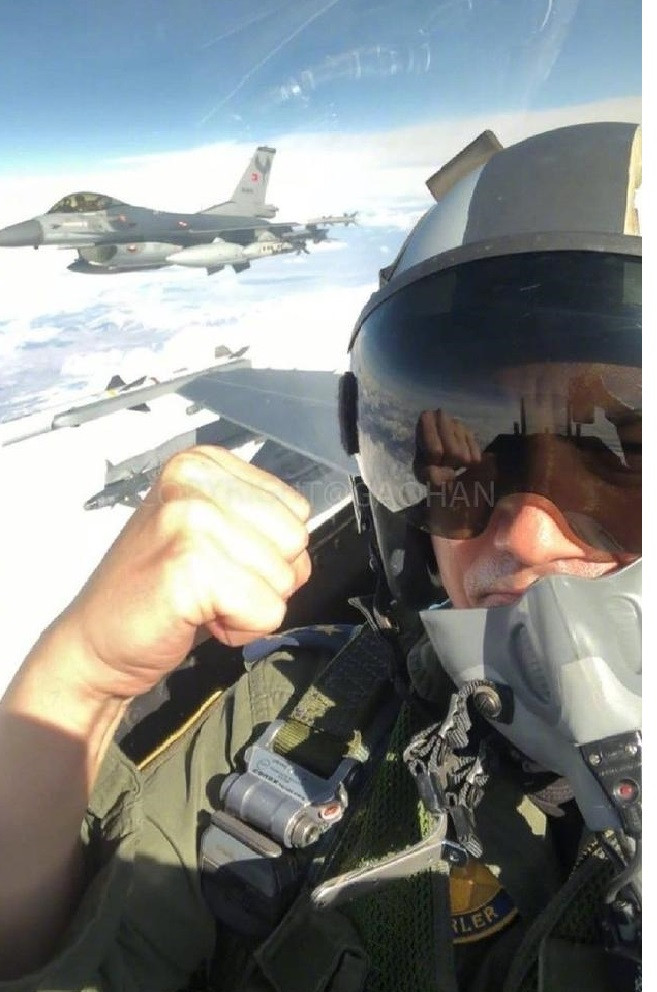 Phi đội máy bay chiến đấu 192 "Tiger" của Không quân Thổ Nhĩ Kỳ là một trong những phi đội át chủ bài của không quân nước này và là thành viên của “Tiger” NATO, đủ điều kiện tham gia cuộc tập trận không quân chung quy mô lớn hàng năm của NATO. Đây là phi đội có bề dày lịch sử truyền thống, được thành lập ở Barakhir vào năm 1948.