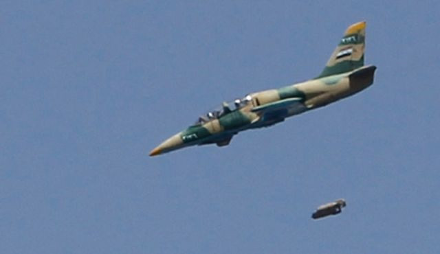 May mắn cho Không quân Syria là từ năm 2009 đến 2013, họ đã nâng cấp 24 máy bay cường kích Su-24 mua từ thời Liên Xô lên chuẩn Su-24M2; phiên bản nâng cấp được trang bị hệ thống dẫn đường SVP-24 mới, có thể sử dụng hệ thống định vị GPS, màn hình màu cảm ứng ILS-31 và có thể sử dụng các loại vũ khí như tên lửa Kh-31A/ P, Kh-59MK, bom KAB-500S và các tên lửa không đối đất dẫn đường chính xác mới khác.
