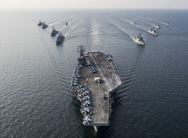 Bởi vậy, số lượng binh lực do một cụm chiến đấu tàu sân bay cung cấp là tương đối lớn, sự tập kết binh lực mang tính quyết định này là tiền đề và cơ sở để thực hiện tác chiến trên biển.