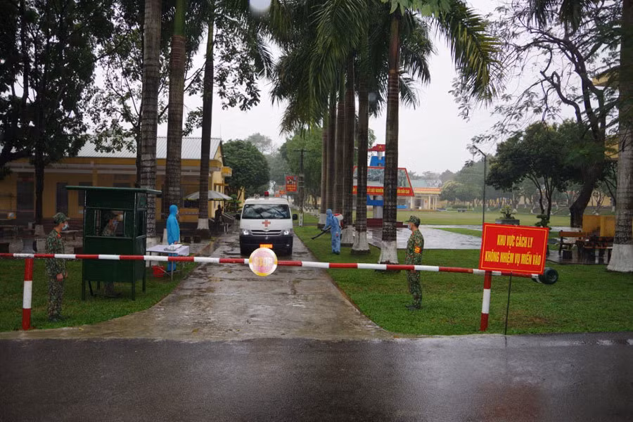 Theo kế hoạch, từ chiều ngày mùng 2 đến 3/3, tại các sở chỉ huy diễn tập vận hành cơ chế; sáng 4/3, tổ chức diễn tập thực binh tại một số đơn vị. Chiều 4/3, Ban Chỉ đạo tổ chức hội nghị rút kinh nghiệm bằng hình thức trực tuyến và kết thúc diễn tập. Ảnh: Vietnamnet.