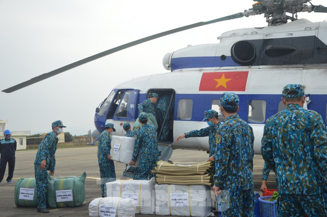 Sáng nay tại trụ sở Bộ Quốc phòng, Ban chỉ đạo phòng chống dịch COVID-19 Bộ Quốc phòng tổ chức diễn tập phòng chống dịch COVID-19 toàn quân. Ảnh: Tiền Phong