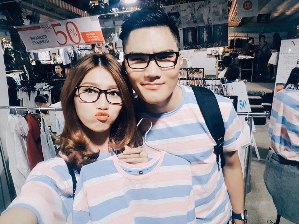 Tình yêu chớm nở từ ngôi nhà chung của Next Top Model 2014, Quỳnh Châu và Quang Hùng đã nhanh chóng thu hút sự chú ý của công chúng khi cùng nhau song hành từ công việc cho đến đời thường.