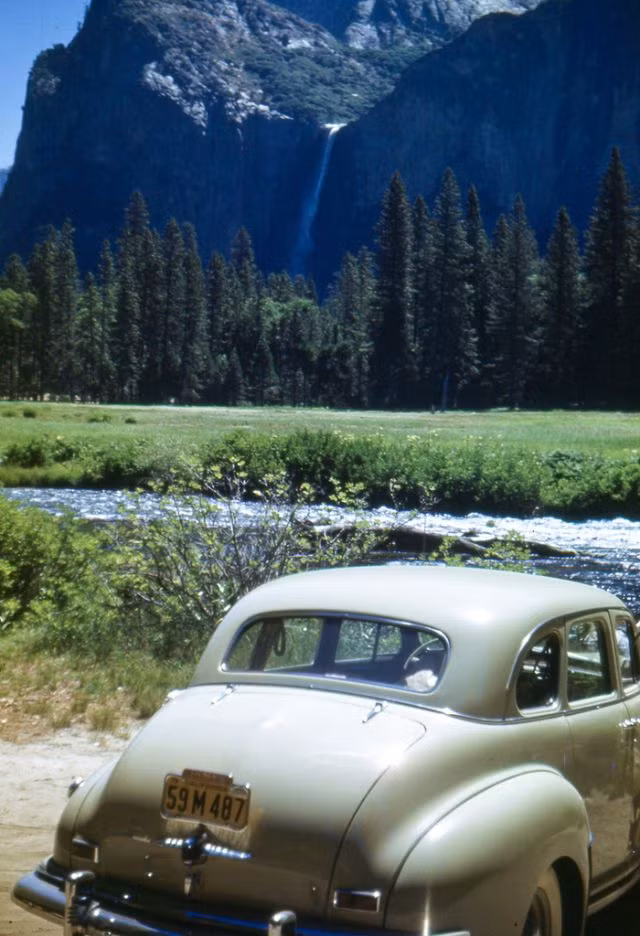 Vườn quốc gia Yosemite hồi cuối những năm 1940.