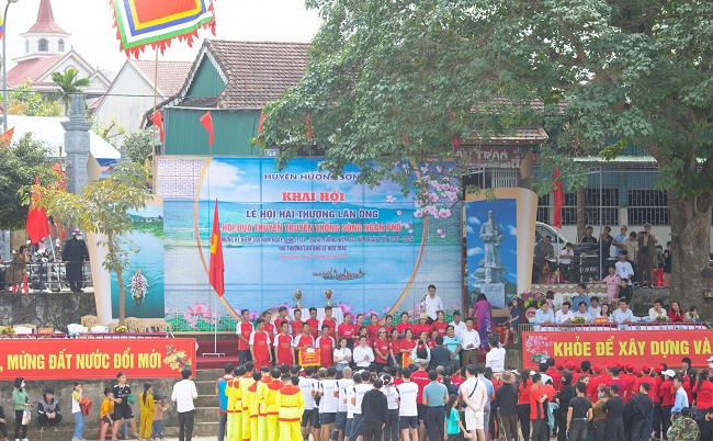 Lễ hội Hải Thượng Lãn Ông Lê Hữu Trác cũng từ đó mà hình thành, phát triển, trở thành nét văn hóa không thể thiếu mỗi dịp xuân về của người dân vùng lân cận nói riêng và Hương Sơn nói chung. Năm 2015, Lễ hội Hải Thượng Lãn Ông Lê Hữu Trác được Bộ VH-TT&amp;DL công nhận là di sản văn hóa phi vật thể cấp quốc gia.