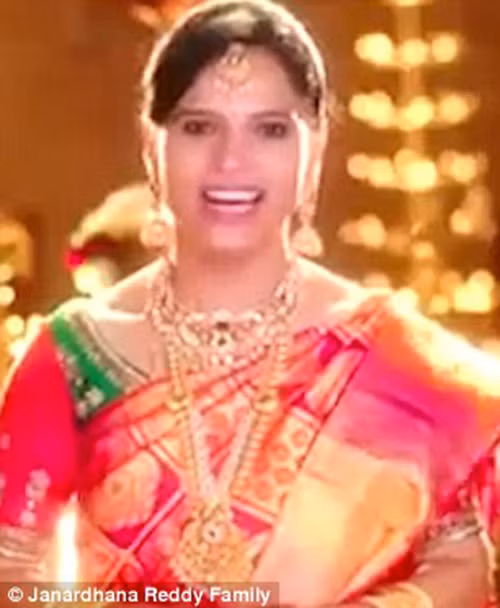 Hinh anh dam cuoi xa hoa cua con nha giau An Do-Hinh-8