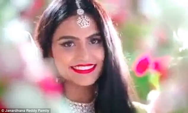 Hinh anh dam cuoi xa hoa cua con nha giau An Do-Hinh-6