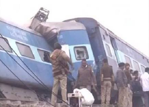 Hiện chưa rõ nguyên nhân vụ tai nạn. Giới chức Ấn Độ cho biết sẽ mở cuộc điều tra vụ việc. (Nguồn ảnh: Twitter/RT).