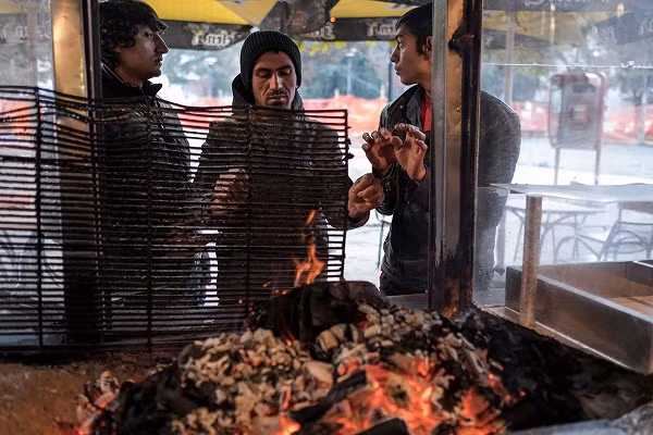 Được biết, khoảng 70 đến 80% người tị nạn ở Serbia đến từ Afghanistan.