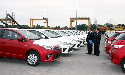 Xe nhap tac duong ve, oto mua Tet tang gia-Hinh-2