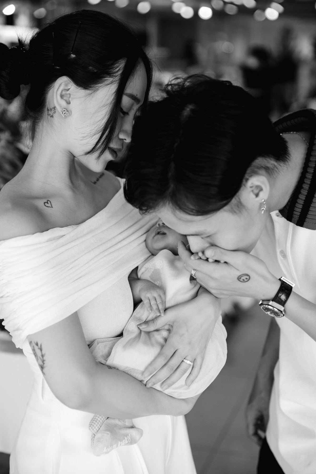 Trước bình luận này, Joyce Phạm cho hay, nếu đối phương không thích thì có thể không xem. Lúc bấy giờ, câu trả lời của 9X được nhận xét là thông minh, nhẹ nhàng và cũng đầy tính thuyết phục.