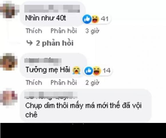 Dưới phần bình luận không ít cư dân mạng nhận xét trông nhan sắc cô nàng như bà cô U40 hay mẹ của nam cầu thủ. Nhưng cũng có ý kiến bên vực cho rằng do góc chụp nên Thanh Huyền mới bị "dìm hàng".