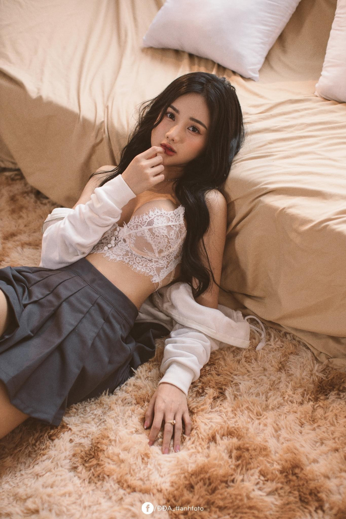 Hiện tại ngoài làm mẫu ảnh, Thanh Hằng còn lấn sân làm thêm mảng kinh doanh.