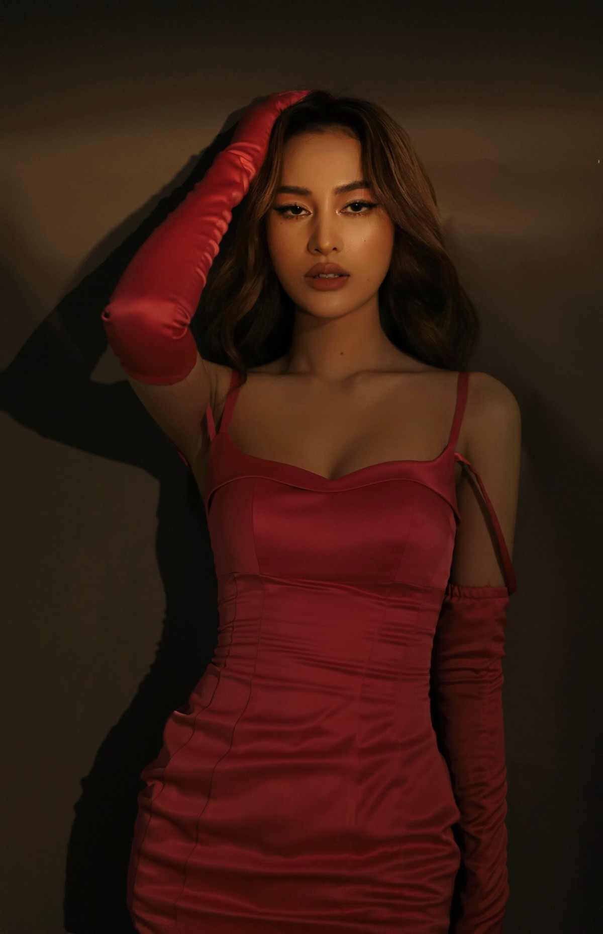 Cô sở hữu chiều cao lý tưởng 1m70 cùng số đo 3 vòng ấn tượng nên nhận được nhiều lời mời làm mẫu ảnh.