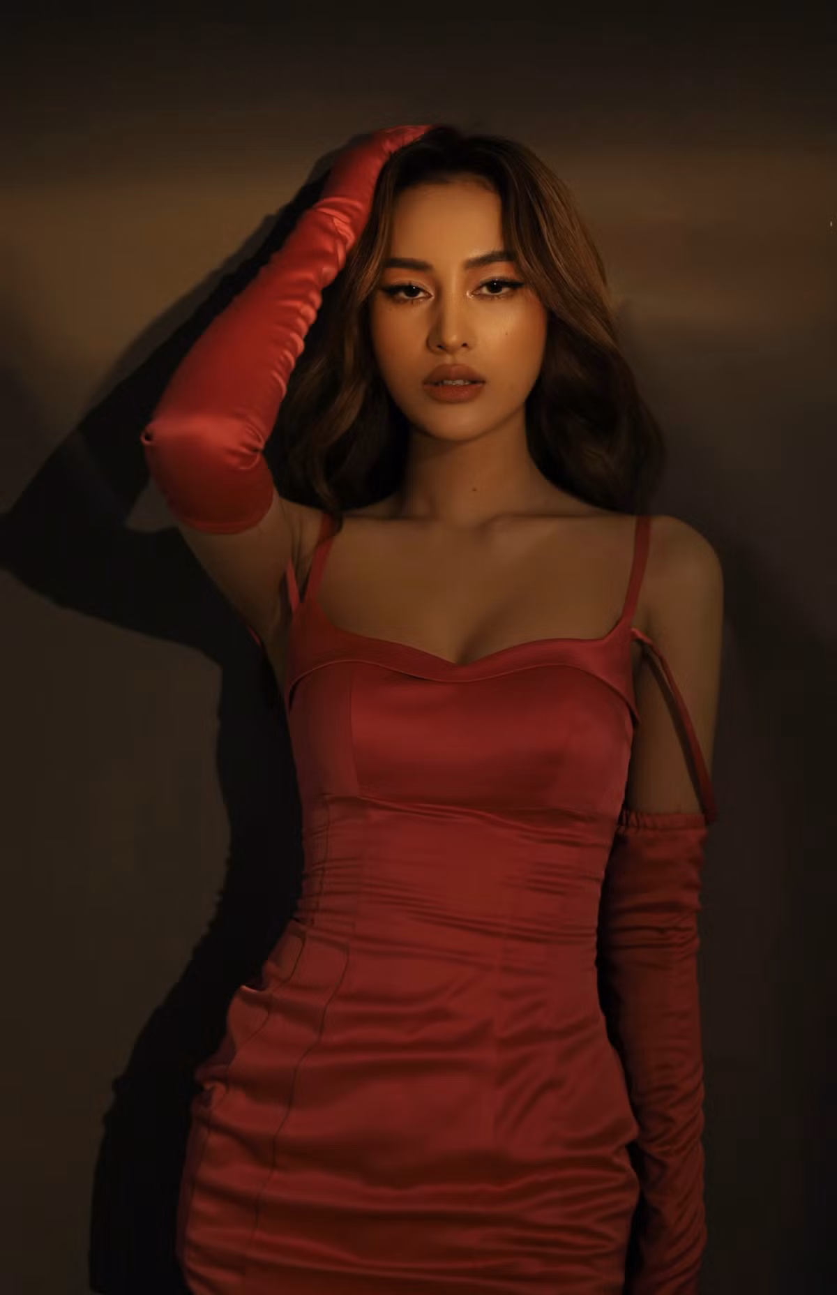 Cô sở hữu chiều cao lý tưởng 1m70 cùng số đo 3 vòng ấn tượng nên nhận được nhiều lời mời làm mẫu ảnh.