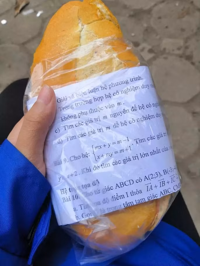 Bữa ăn một công đôi việc là có thật, vừa được no cái bụng lại được thêm kiến thức Toán học bổ ích.