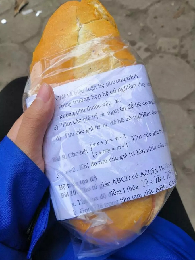 Bữa ăn một công đôi việc là có thật, vừa được no cái bụng lại được thêm kiến thức Toán học bổ ích.