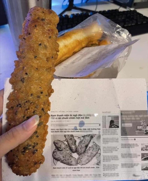 Không riêng gì bánh mì, thực khách ăn bánh chuối cũng không tránh khỏi những trường hợp oái oăm này.