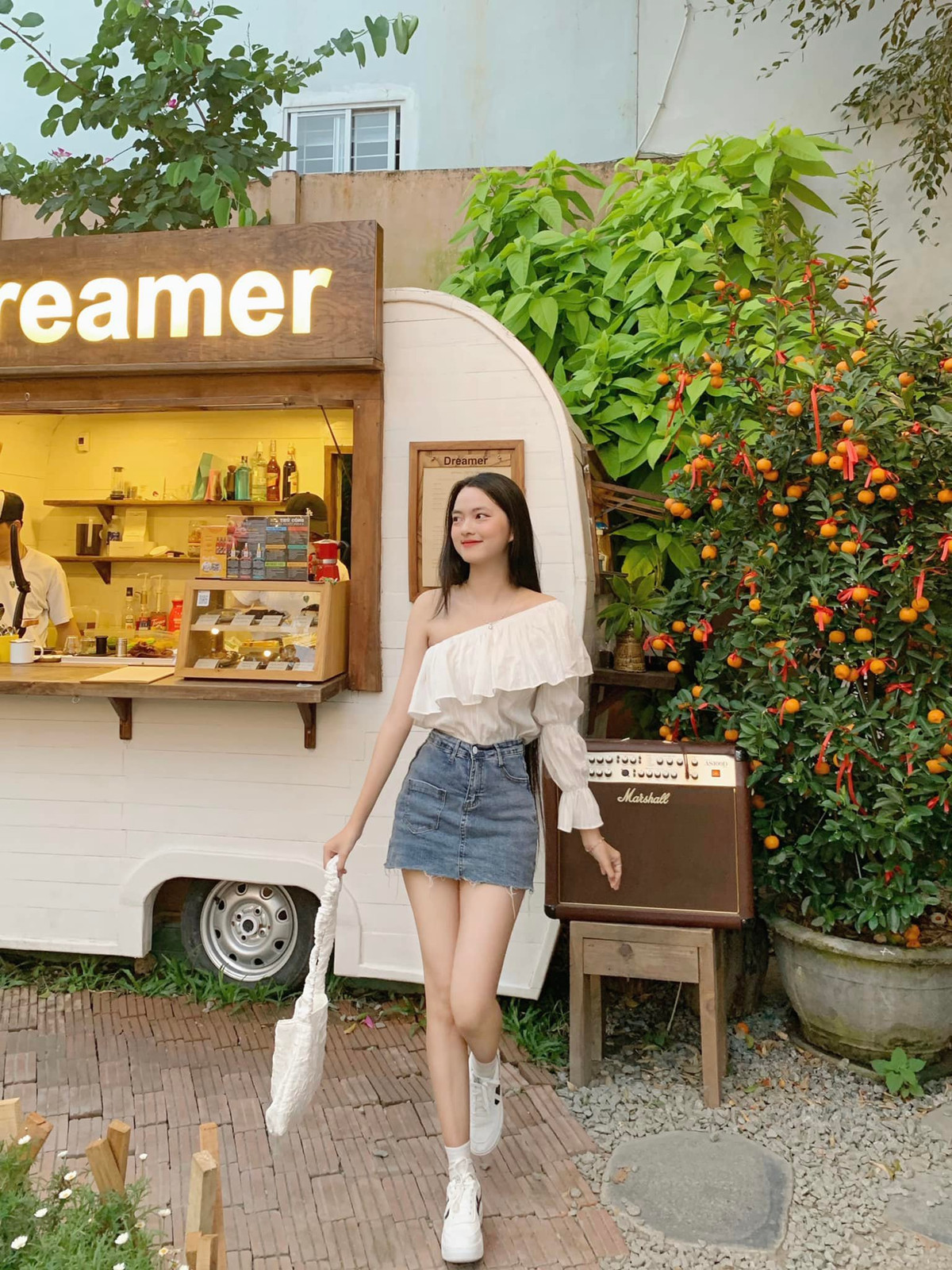 Trang Thảo từng đăng ký tham dự cuộc thi Hoa hậu Hoàn Vũ Việt Nam 2021, với mong muốn bản thân mình được học hỏi và trau dồi thêm kinh nghiệm, chinh phục những mục tiêu mới.