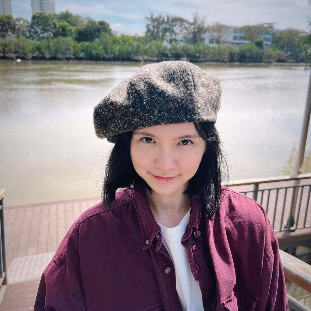 Qua loạt khoảnh khắc khoe vẻ đẹp không tì vết cho thấy Hải Tú đã tăng cân đáng kể và thay đổi hẳn sang một kiểu tóc mới, không còn gắn liền với hình ảnh tóc ngắn với mái thưa như cũ.