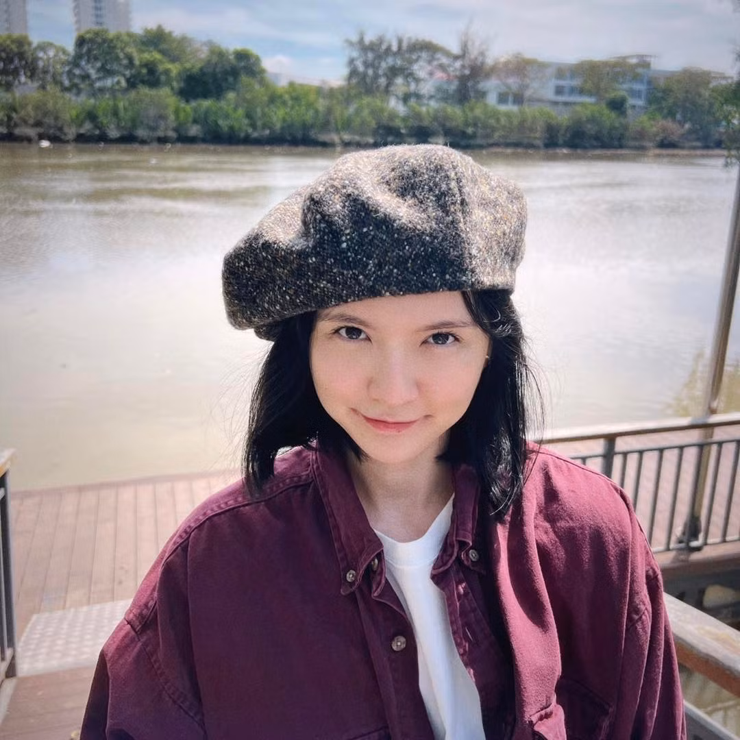 Qua loạt khoảnh khắc khoe vẻ đẹp không tì vết cho thấy Hải Tú đã tăng cân đáng kể và thay đổi hẳn sang một kiểu tóc mới, không còn gắn liền với hình ảnh tóc ngắn với mái thưa như cũ.