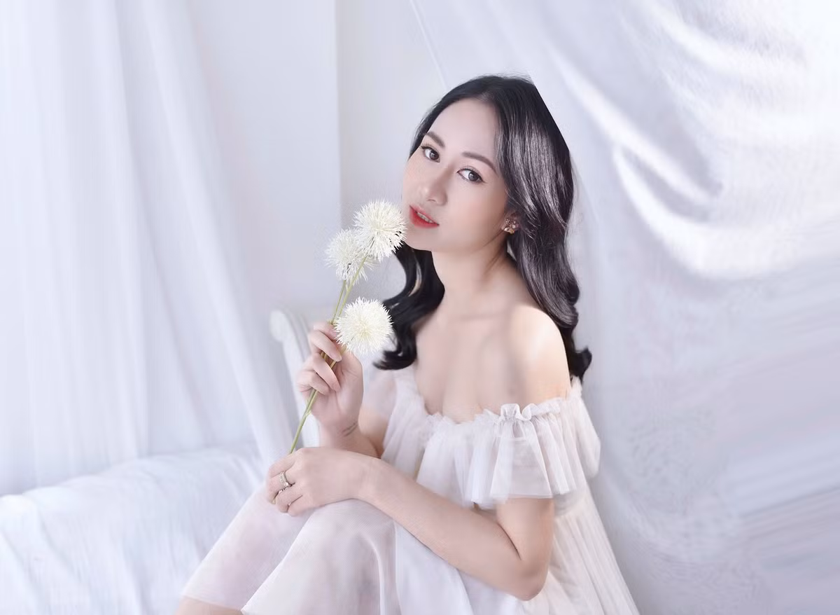 "Mỹ nhân đấu kiếm" Lê Minh Hằng sinh năm 1998, vừa xinh đẹp lại tài năng, cô được kỳ vọng sẽ mang về huy chương cho đội tuyển Việt Nam tại đấu trường thể thao hàng đầu Đông Nam Á.