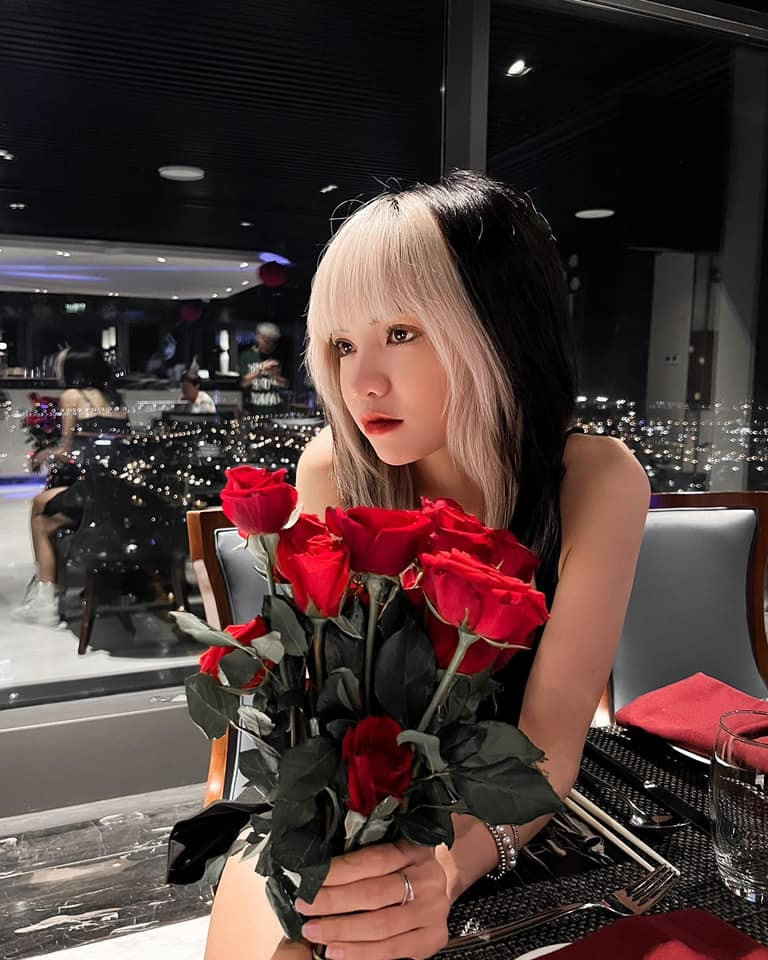 Trước những bàn tán không hay từ cư dân mạng Bùi Thảo Ly đã nhiều lần lên tiếng, thậm chí phản bác khá "gắt". Ảnh: Tổng hợp