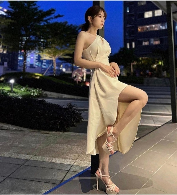 Từ khi tham gia Hoa hậu Lê Bống càng trau chuốt hơn cho hình ảnh của mình.