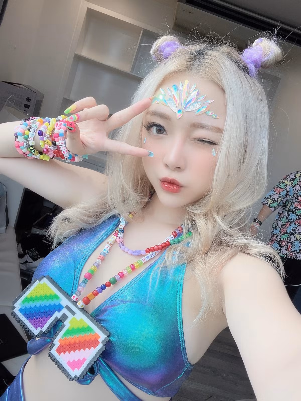 So với biệt danh "hot girl ảnh thẻ" trước đó, Linh Chichan hiện tại đã trưởng thành hơn đặc biệt là về phong cách thời trang.