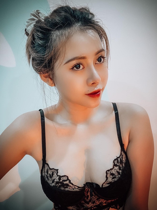 Trước những bình luận này, hot TikToker đã lên tiếng trên trang cá nhân, phản bác lại lời đồn đại đó.