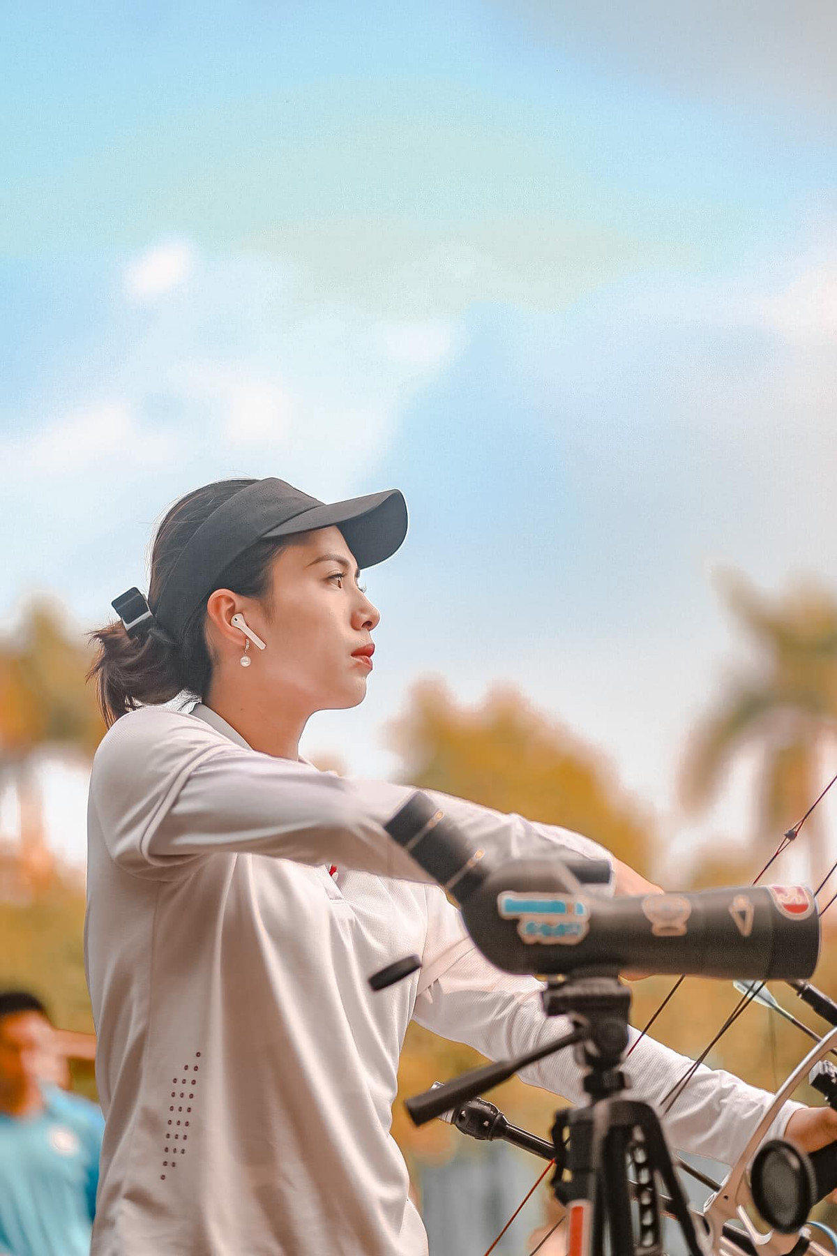 Trên trang cá nhân có hơn 9.000 lượt theo dõi, cô hay chia sẻ hình ảnh về cuộc sống riêng, niềm đam mê thể thao,...