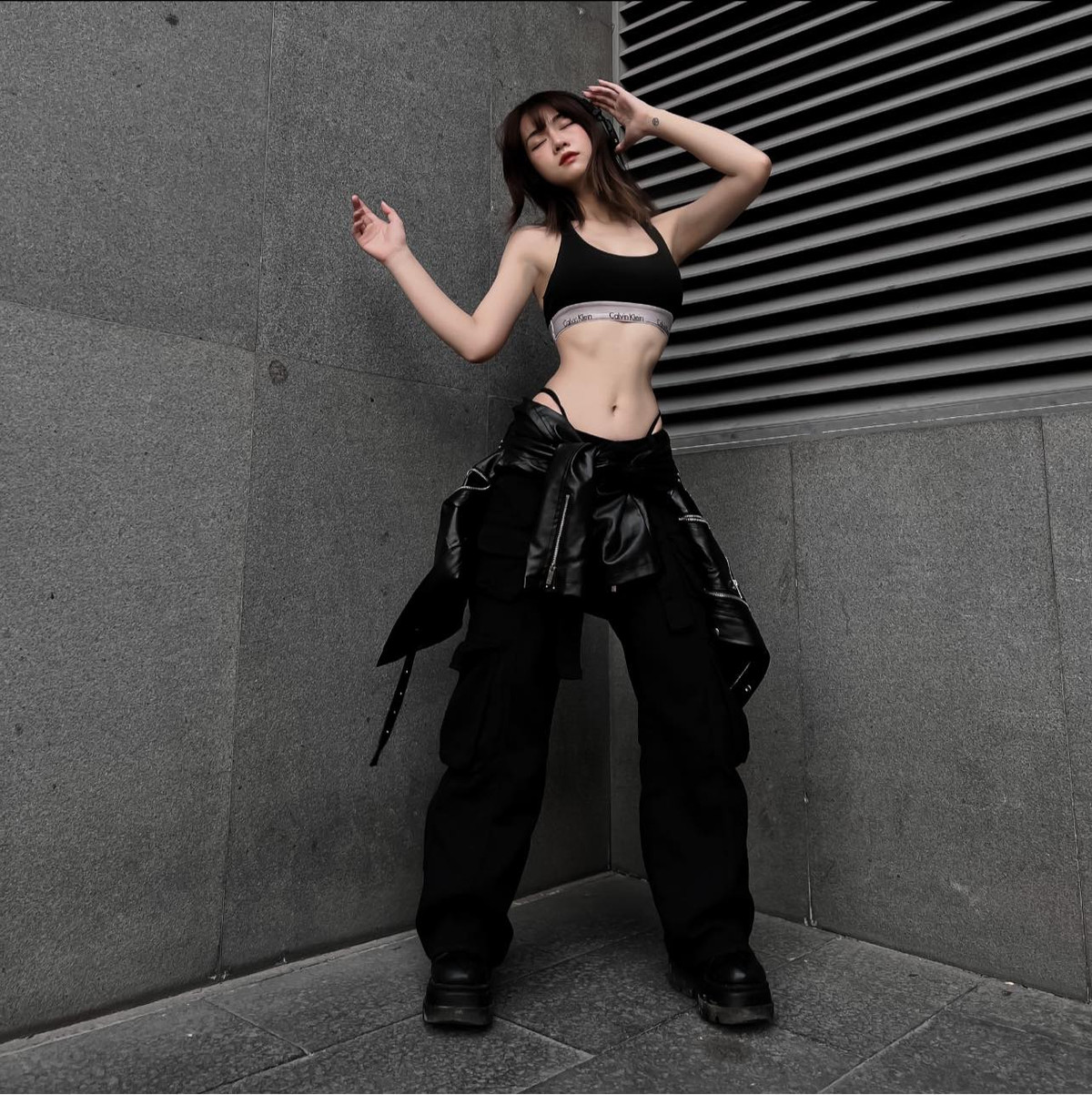 Cuộc thi hoa hậu Lê Bống tham gia thiên về vẻ đẹp hình thể, khoẻ khoắn, mang tinh thần thể thao. Vậy nên, Lê Bống chỉ đang cố gắng chọn lựa trang phục khoe hình thể tốt nhất, cố gắng hết mình khi đến với cuộc thi.