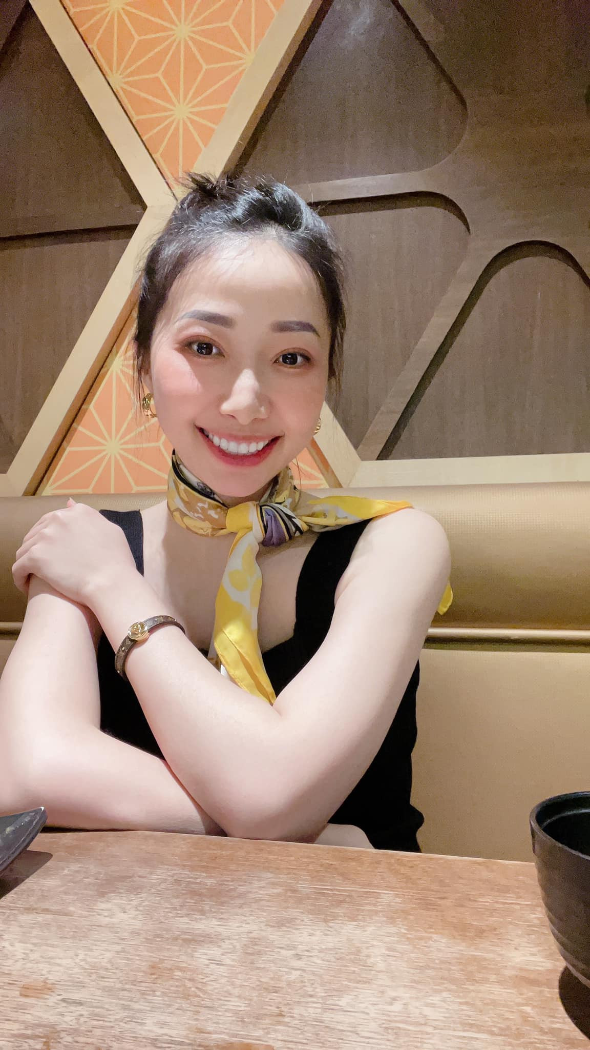 Rất nhiều người dành lời khen cho nhan sắc của cô dâu 9X Hậu Giang sau khi kết hôn.