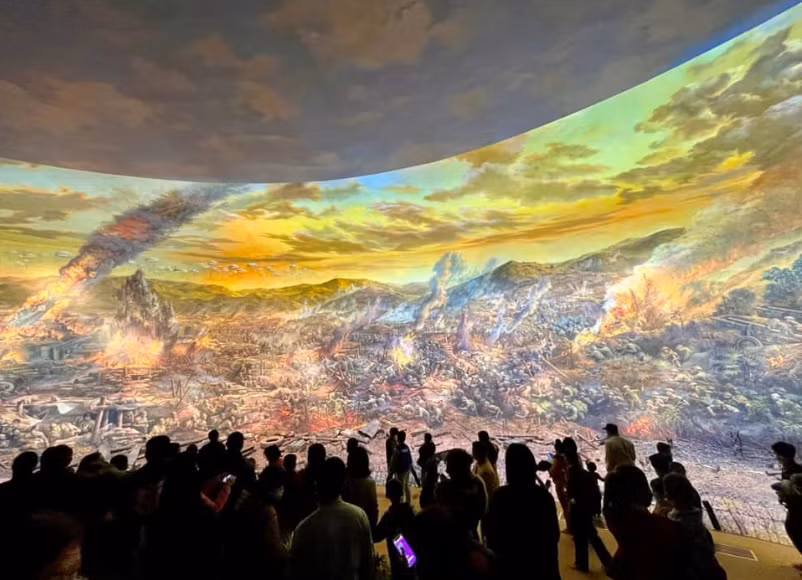 Giới trẻ đua nhau check in bức tranh Panorama chiến thắng Điện Biên Gioi tre dua nhau check in buc tranh Panorama chien thang Dien Bien