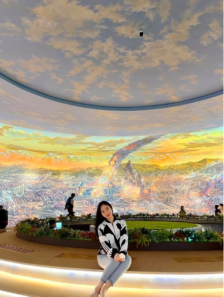 Bức tranh đã tạo nhiều cảm xúc cho người xem qua từng trường đoạn, khiến cho thế hệ hôm nay càng thêm trân quý những giá trị lịch sử.