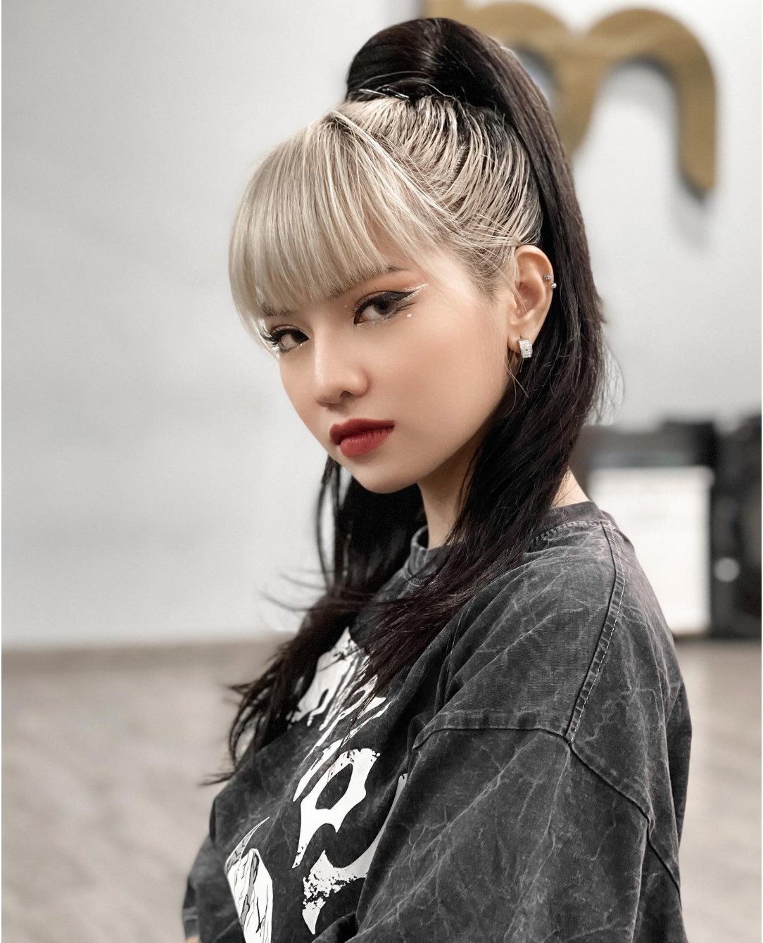 Trong story của mình, CiiN cho biết tính mình cọc từ trước đến nay, không phải vì mới nổi tiếng nên bắt đầu chảnh như một vài ý kiến của cư dân mạng.