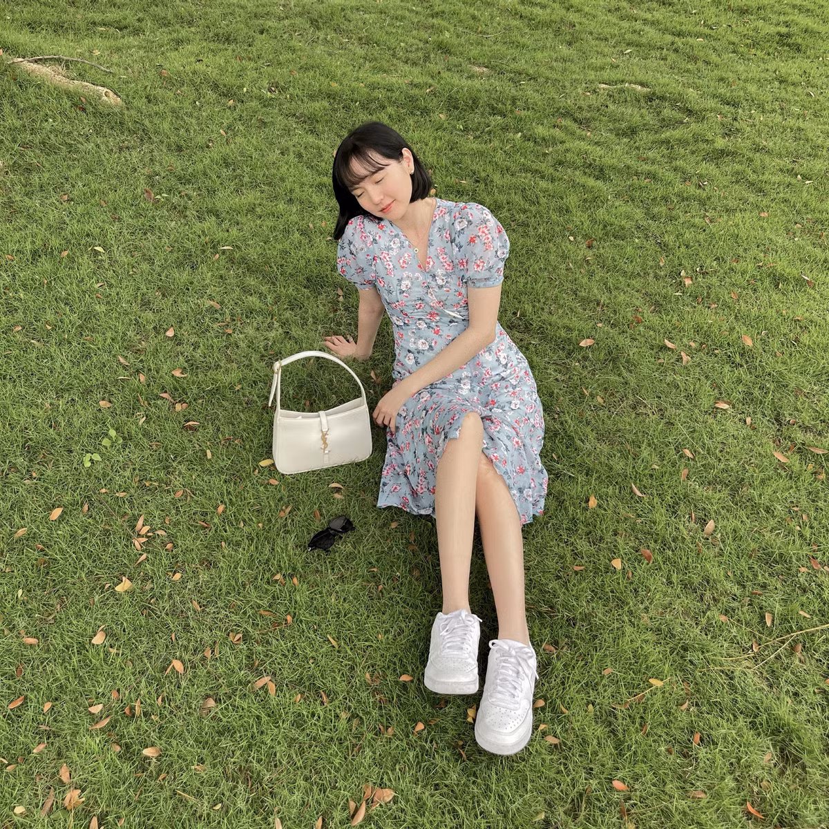 Sau khoảng thời gian im ắng, mới đây hot girl Hải Tú khiến netizen được dịp xôn xao khi bất ngờ cập nhật loạt ảnh mới khoe nhan sắc xinh đẹp, thần thái sang chảnh.