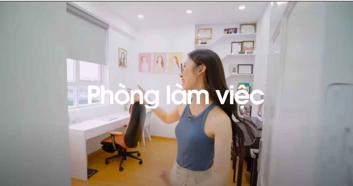 Dưới video người hâm mộ đều để lại lời chúc mừng Khánh Vy, đồng thời thể hiện sự ghen tị về tài năng kiếm tiền của nữ MC ở tuổi 23.