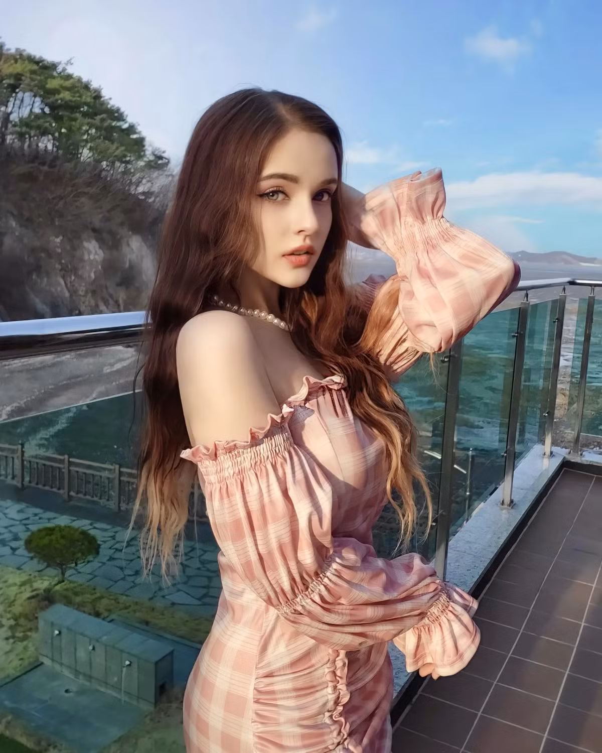 Kênh YouTuber của Sasha Song hiện tại đang có hơn 2,3 triệu người theo dõi.
