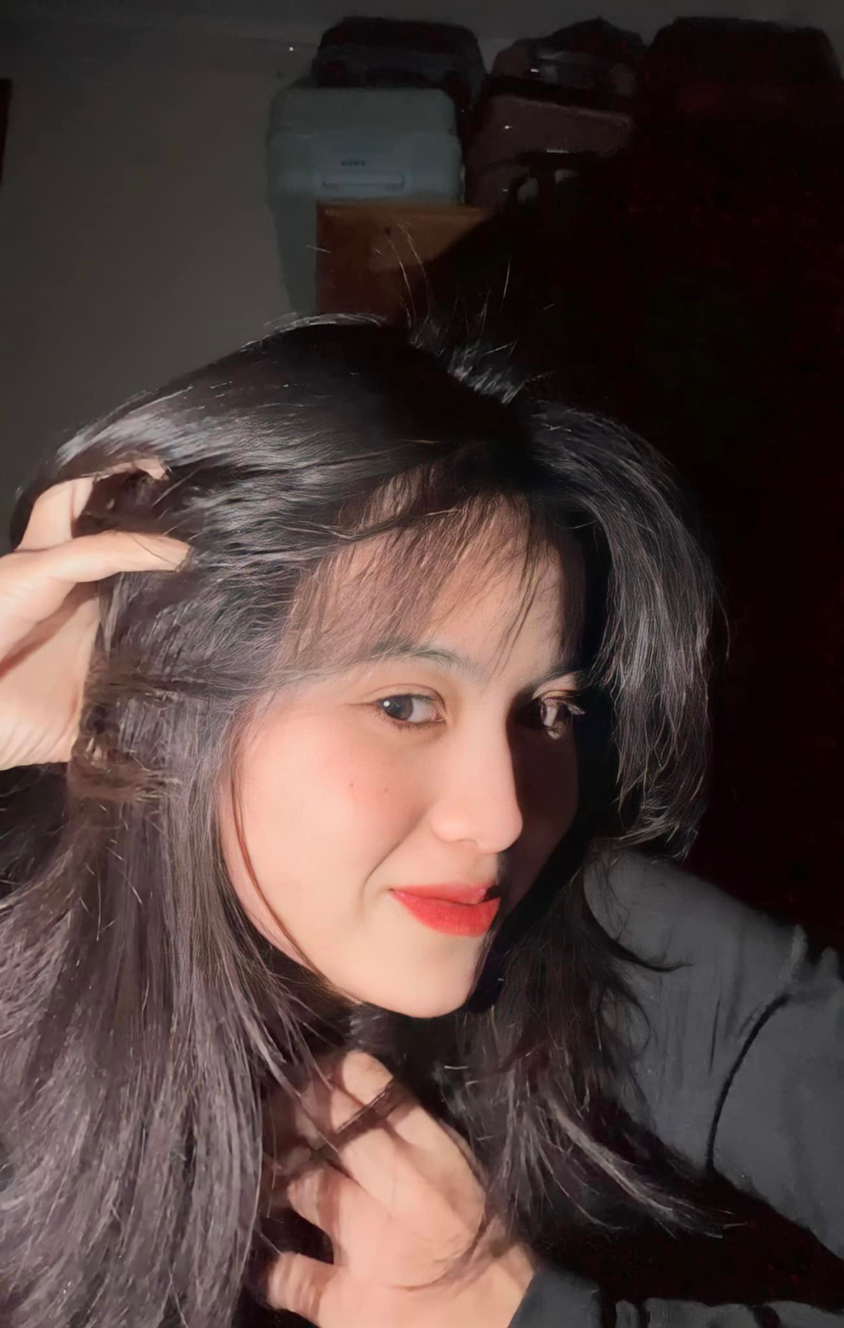 Gương mặt xinh đẹp, ưa nhìn cùng đôi mắt to tròn là đặc điểm thu hút ở Ánh Nguyệt. Chính những điều này giúp cô luôn nổi bật trên sân thi đấu.