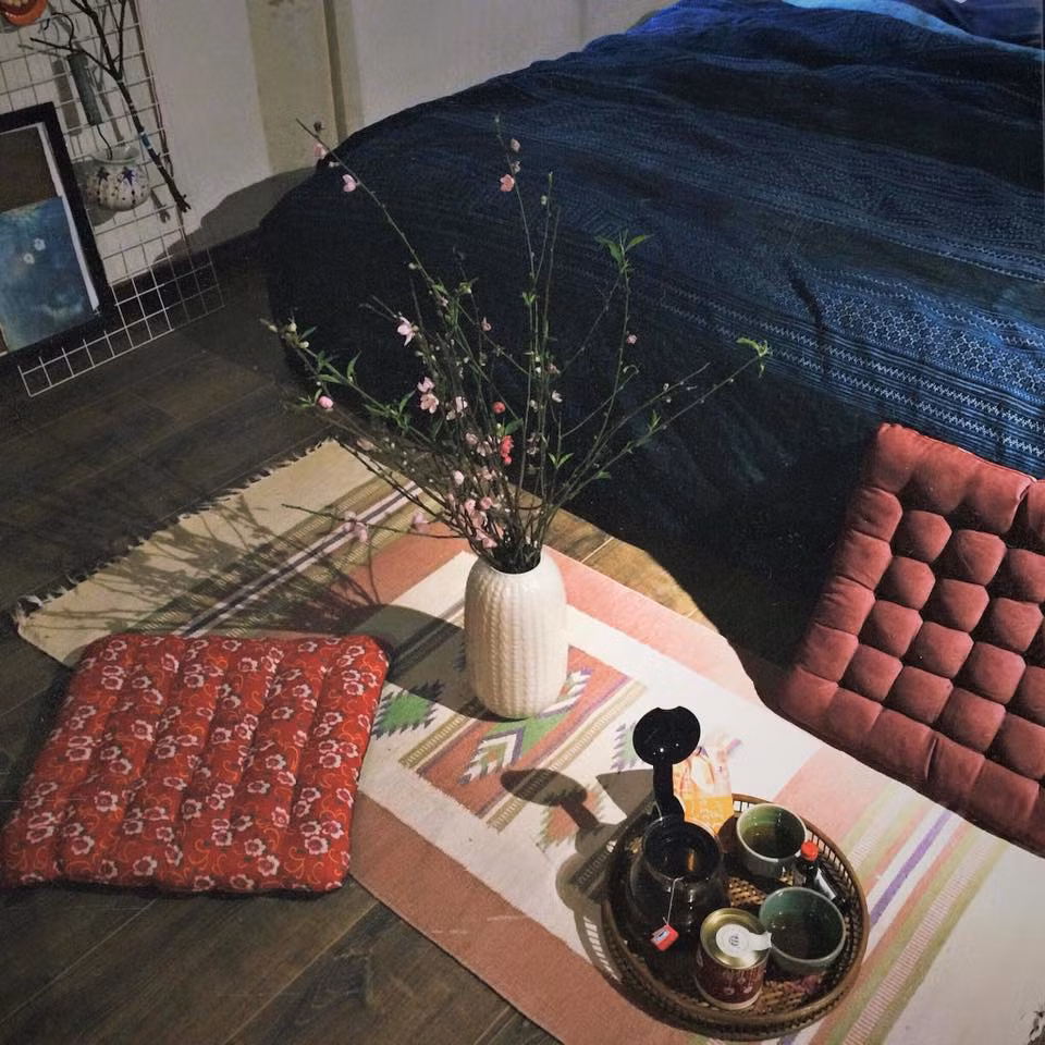 Một góc phòng trong Le Bleu.