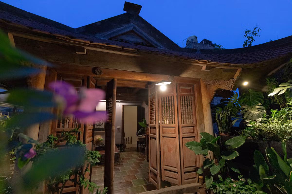 Cai tao tang 5 thanh nha go 3 gian xanh giua long Thu do