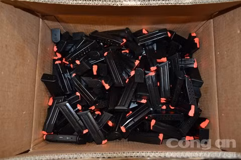 Lo vu khi quan dung bat o TSN bi gui nham-Hinh-2