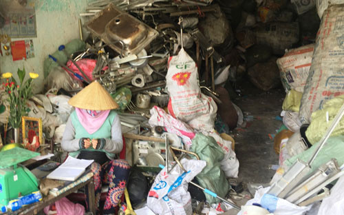 Tu vu no KDT Van Phu: “Bom” ngam day dac o Sai Gon-Hinh-3