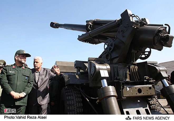 Trong đó bao gồm các loại pháo tự hành cực khủng do Mỹ sản xuất bao gồm pháo tự hành M-107 hay M-110. Thậm chí trong biên chế của Iran còn có loại pháo tự hành M-109A1 - loại pháo tự hành tiêu chuẩn hiện đang được Quân đội Mỹ sử dụng. Nguồn ảnh: FARS.