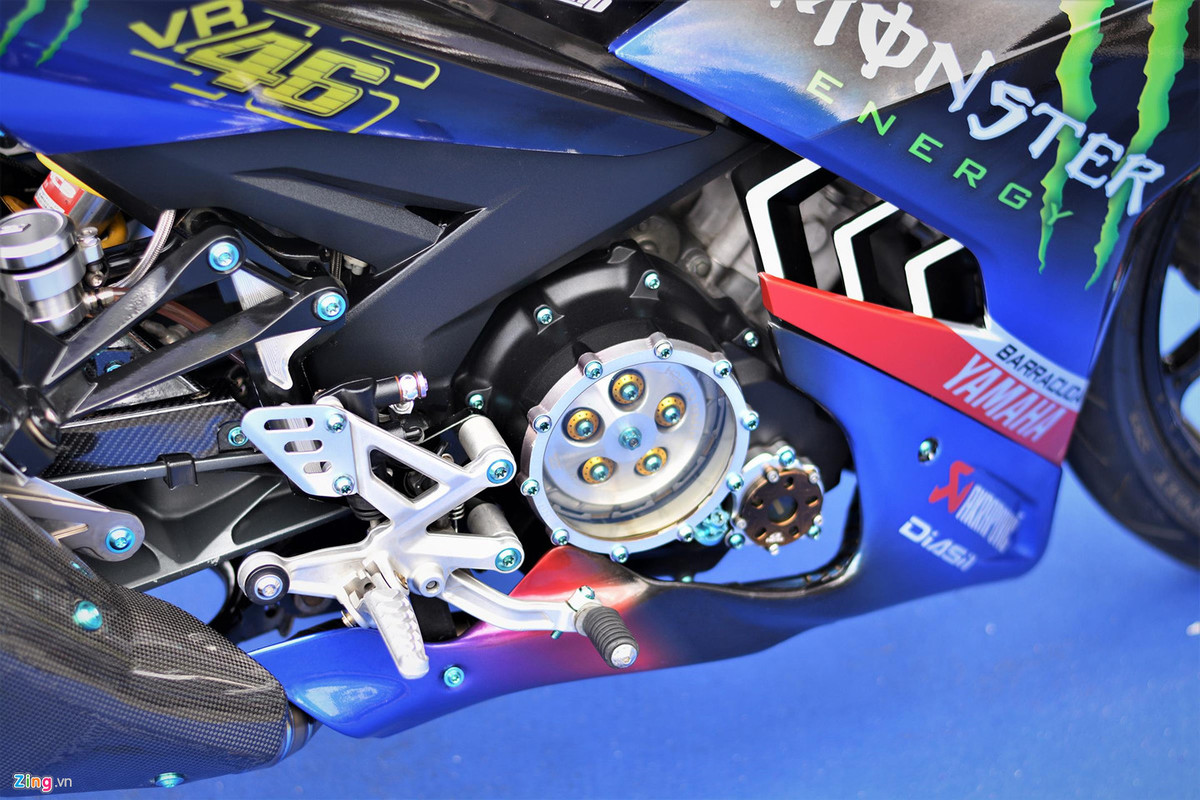 Những mẫu xe trưng bày trong triển lãm này đã được thay đổi gần như toàn bộ. Những chi tiết nguyên bản được chủ xe thay đổi bằng phụ kiện đồ chơi giúp tạo điểm nhấn và nét riêng cho xe.