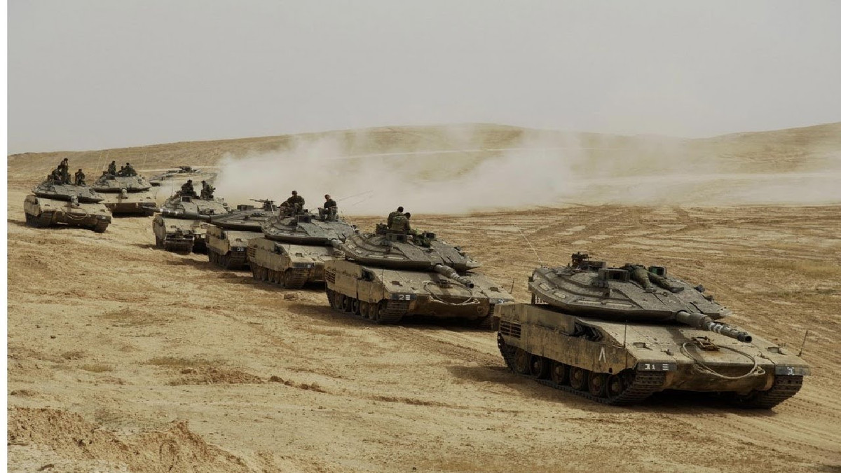 Tổng cộng Israel có gần 3 triệu người nằm trong độ tuổi từ 17 tới 49 - độ tuổi phục vụ quân đội nếu xảy ra chiến tranh. Con số này bao gồm cả nam lẫn nữ vì quốc gia này có luật bắt buộc nghĩa vụ quân sự với cả nữ giới. Nguồn ảnh: IDF.